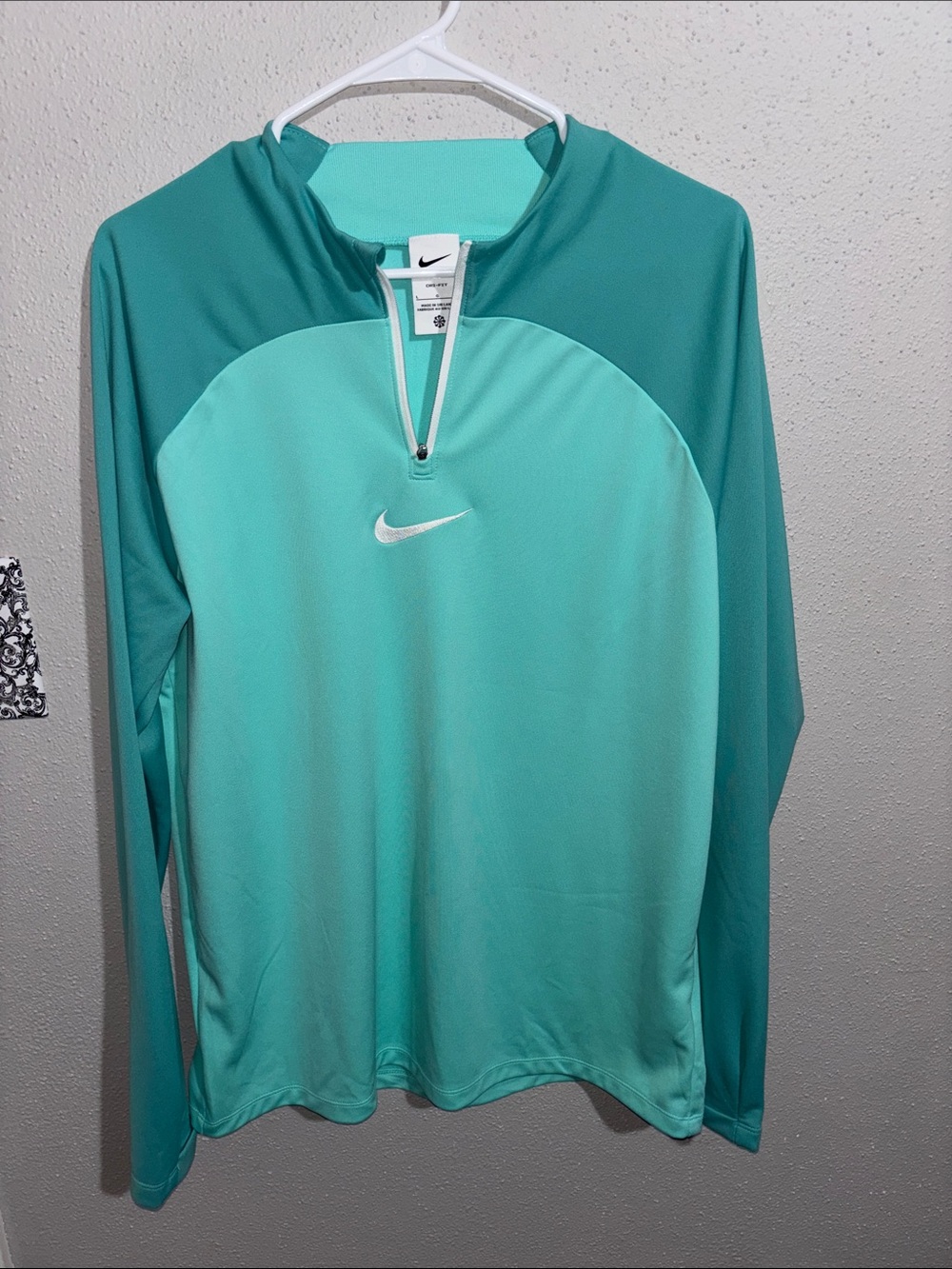 Nike Dri-FIT Academy Pro Soccer Drill Top (size Large)